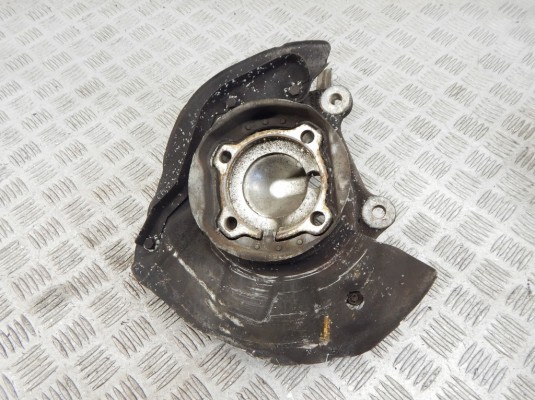 Ступица передняя левая BMW 5-series (E39) 31 21 1 092 853