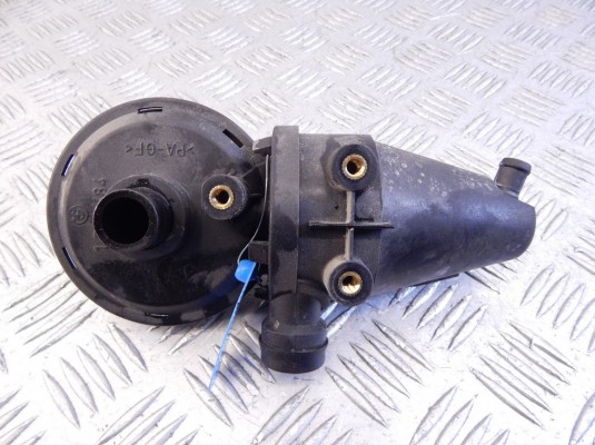 Маслоотделитель (сапун) BMW 5-series (E39) 11 15 1 703 484