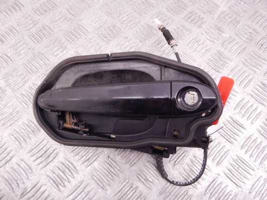 Ручка наружная передняя правая BMW X3-series (E83) 51 21 7 034 452