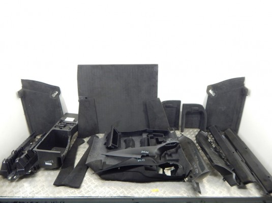 Обшивка багажника BMW X6-series (E71) Обшивка багажника BMW X6-series (E71)