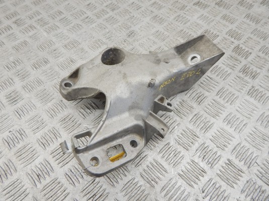 Кронштейн двигателя BMW X5-series (E70) 22 11 6 772 673