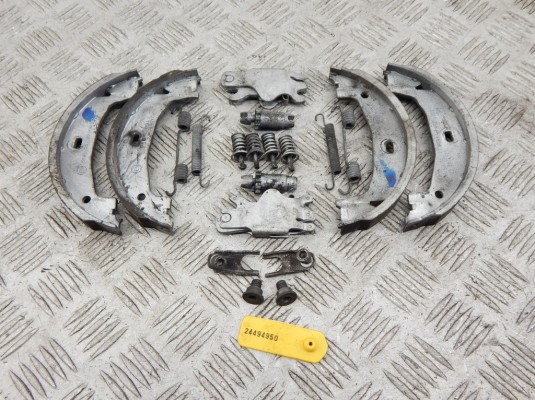 Механизм ручника (стояночного тормоза) BMW 3-series (F30/31) 34 41 6 761 291 Механизм ручника (стояночного тормоза) BMW 3-series (F30/31) 34 41 6 761 291