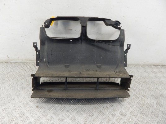 Воздухозаборник BMW 3-series (E46) 51 71 8 202 831