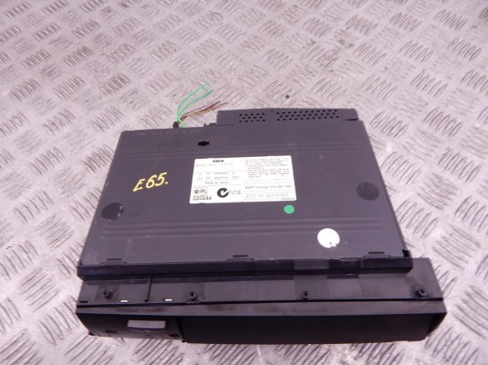 CD-чейнджер BMW 7-series (E65/66) 65 12 6 935 934 CD-чейнджер BMW 7-series (E65/66) 65 12 6 935 934