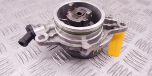 Насос вакуумный BMW 3-series (E46) 11 66 7 787 366 Насос вакуумный BMW 3-series (E46) 11 66 7 787 366