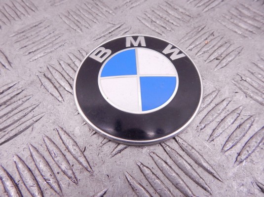 Эмблема BMW 3-series (F30/31) 51 76 7 288 752 Эмблема BMW 3-series (F30/31) 51 76 7 288 752