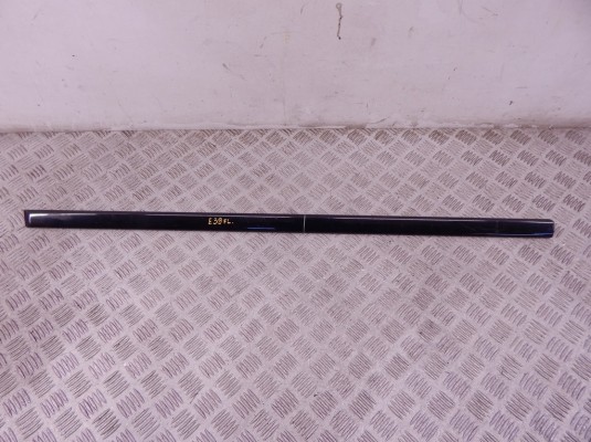 Молдинг двери передней левой BMW 5-series (E39) 51 21 2 694 035