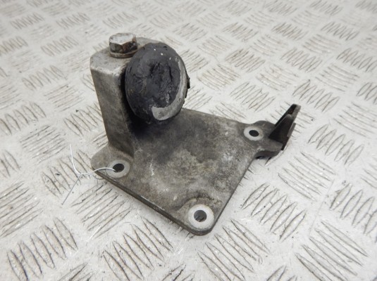 Кронштейн двигателя BMW 5-series (E39) 22 11 1 096 076