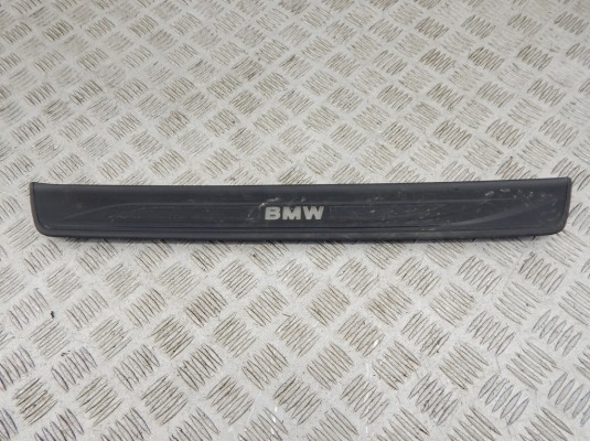 Накладка декоративная BMW 5-series (F10/11) 51 47 7 203 607 Накладка декоративная BMW 5-series (F10/11) 51 47 7 203 607