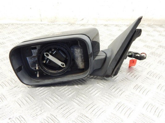 Зеркало наружное левое BMW 3-series (E46) 51 16 8 245 125 Зеркало наружное левое BMW 3-series (E46) 51 16 8 245 125