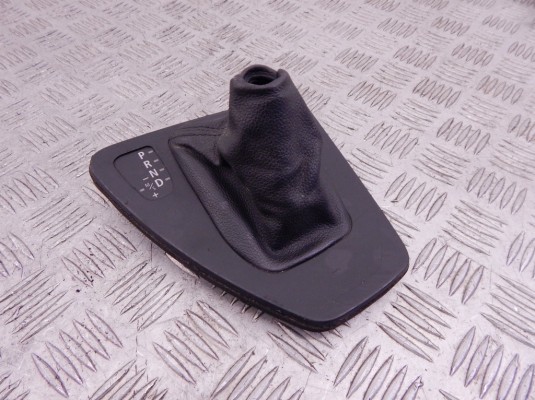 Чехол рычага КПП BMW 3-series (E90/91/92) 51 16 7 155 643