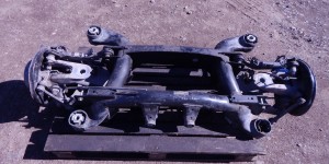 Балка подвески задняя BMW X5-series (E53) Балка подвески задняя BMW X5-series (E53)