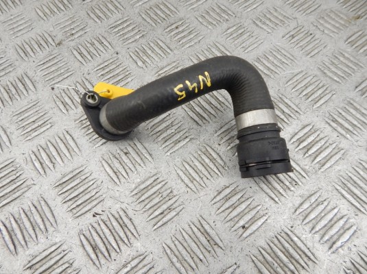 Патрубок (трубопровод, шланг) BMW 1-series (E87) Патрубок (трубопровод, шланг) BMW 1-series (E87)