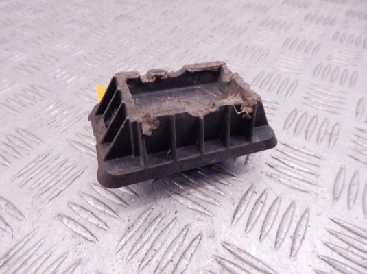 Опора под домкрат (поддомкратная подушка) BMW 5-series (E60/61) 51 71 7 065 919