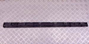 Кронштейн крепления порога BMW 7-series (F01/02) 51 77 7 187 102 Кронштейн крепления порога BMW 7-series (F01/02) 51 77 7 187 102