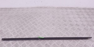 Молдинг стекла двери передней левой наружный BMW X3-series (E83) 51 33 3 402 329