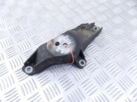 Кронштейн двигателя BMW 5-series (E39) 22 11 1 096 079