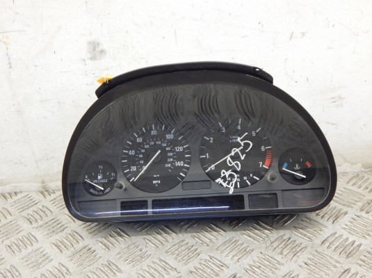 Щиток приборов (приборная панель) BMW X5-series (E53) 62 11 6 979 572