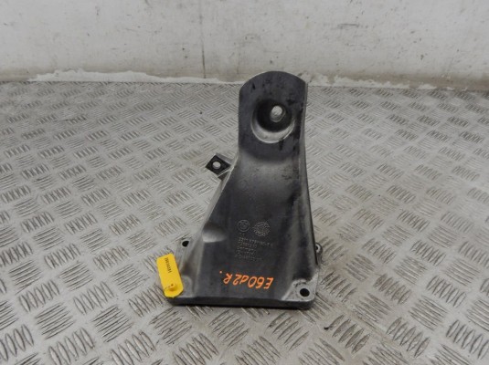 Кронштейн двигателя BMW 5-series (E60/61) 22 11 6 761 150 Кронштейн двигателя BMW 5-series (E60/61) 22 11 6 761 150