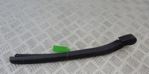 Щеткодержатель задний BMW 5-series (E60/61) 61 62 7 066 173