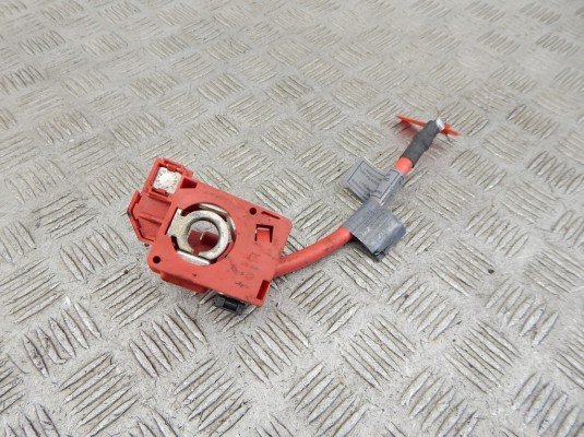 Плюсовой провод аккумулятора BMW 1-series (E87) 61 12 9 130 879