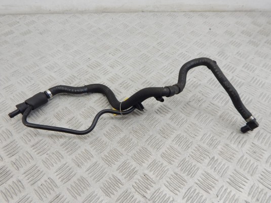 Патрубок вентиляции картера BMW 3-series (E46) 11 61 1 439 927 Патрубок вентиляции картера BMW 3-series (E46) 11 61 1 439 927