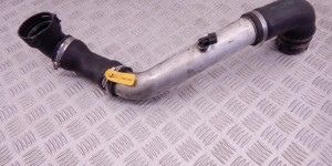 Патрубок интеркулера BMW 5-series (E60/61) 11 61 7 793 896