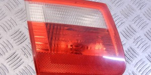 Фонарь крышки багажника левый BMW 3-series (E46) 63 21 8 368 759