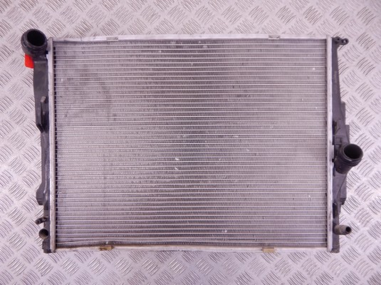 Радиатор (основной) BMW 3-series (E90/91/92)