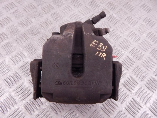 Суппорт передний правый BMW 5-series (E39) 34 11 1 163 386