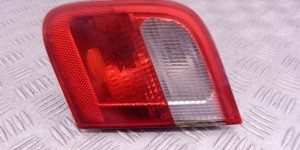 Фонарь крышки багажника правый BMW 3-series (E46) 63 21 8 364 924 Фонарь крышки багажника правый BMW 3-series (E46) 63 21 8 364 924