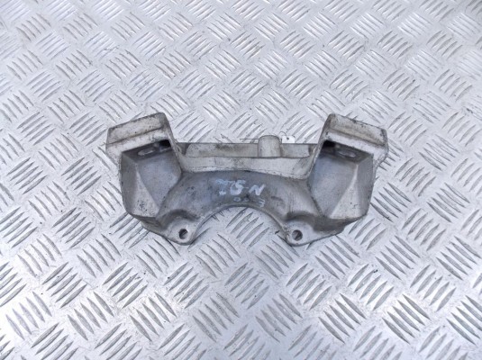 Кронштейн КПП BMW 5-series (E60/61) 22 31 6 761 103