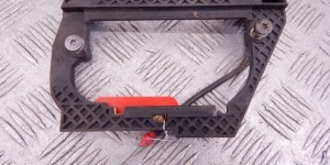 Скелет ручки наружной задней левой BMW 5-series (E39) 51 22 8 236 645 Скелет ручки наружной задней левой BMW 5-series (E39) 51 22 8 236 645