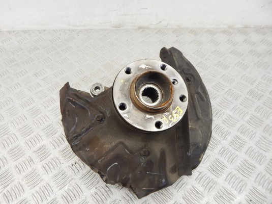 Ступица передняя правая BMW X5-series (E53) 31 21 6 761 576