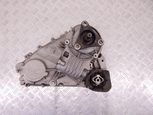 Раздаточная коробка BMW X5-series (E53) 27 10 7 555 295 Раздаточная коробка BMW X5-series (E53) 27 10 7 555 295