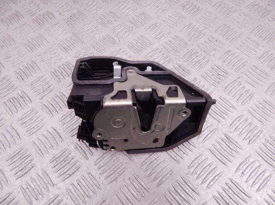 Замок двери передней правой BMW 5-series (E60/61) 51 21 7 202 144