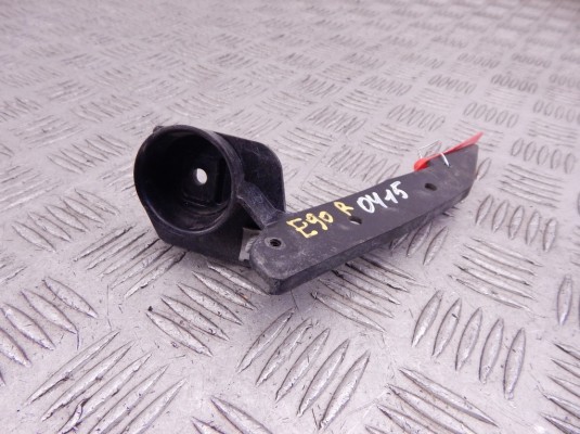 Кронштейн крепления крыла переднего правого BMW 3-series (E90/91/92) 51 11 7 058 448