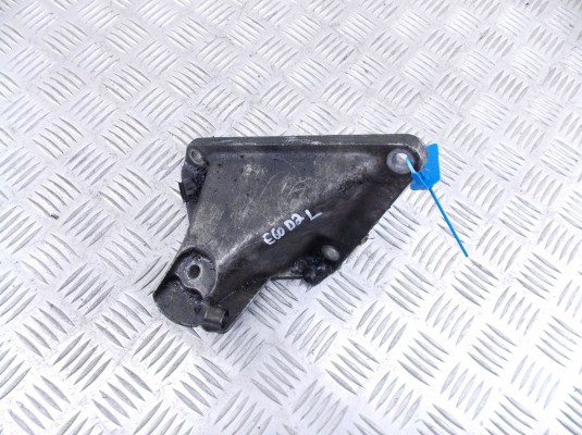 Кронштейн двигателя BMW 5-series (E60/61) 22 11 6 761 149