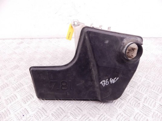 Бачок омывателя BMW X5-series (E53) 61 67 8 252 738