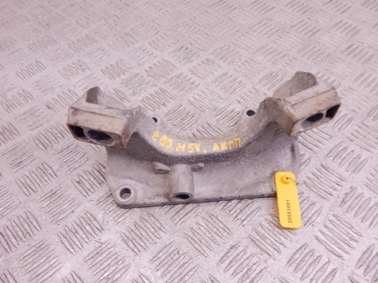 Кронштейн КПП BMW 5-series (E60/61) 22 31 6 761 103