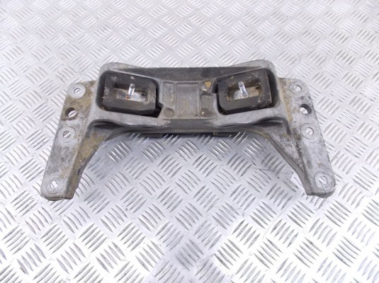 Кронштейн КПП BMW 5-series (E60/61) 22 31 6 764 617