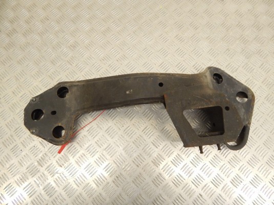 Кронштейн КПП BMW X5-series (E53) 22 31 6 751 228