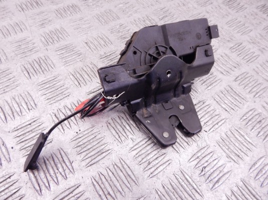Замок багажника BMW 1-series (E87) 51 24 8 196 401