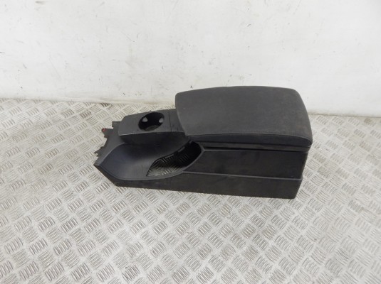 Подлокотник BMW X3-series (E83)