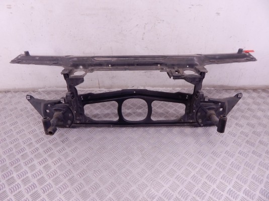Передняя панель крепления облицовки (телевизор) BMW 3-series (E46) 51 71 7 111 691 Передняя панель крепления облицовки (телевизор) BMW 3-series (E46) 51 71 7 111 691