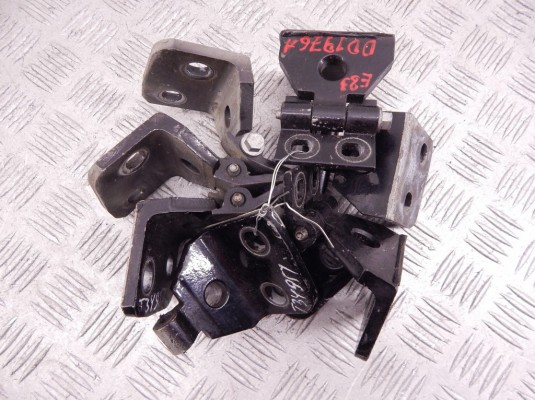 Петля двери BMW X3-series (E83) 41 00 3 422 371