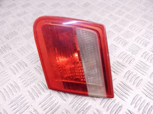 Фонарь крышки багажника правый BMW 3-series (E46) 63 21 8 368 760