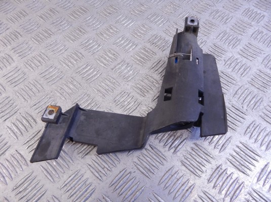 Крепление фары левой BMW 3-series (E46) 63 12 8 380 187