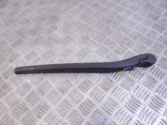 Щеткодержатель задний BMW 5-series (E60/61) 61 62 7 066 173