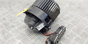 Моторчик печки BMW X1-series (F48) 64 11 9 297 752 Моторчик печки BMW X1-series (F48) 64 11 9 297 752